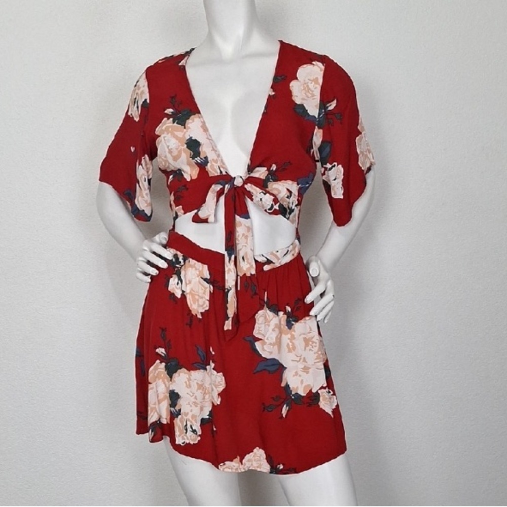 Tobi Red Multi Floral Tie Front Cutout Open Back Cottagecore Mini Dress Size S